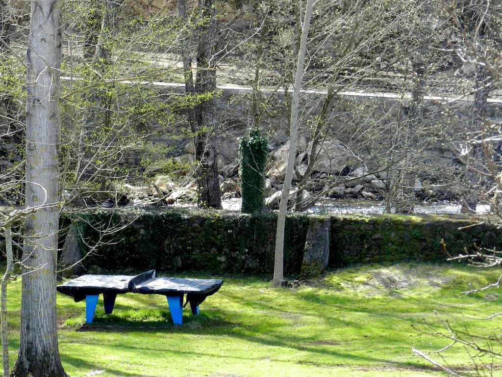 Hostel El Lago, Caceres Jaraiz de la Vera Esterno foto