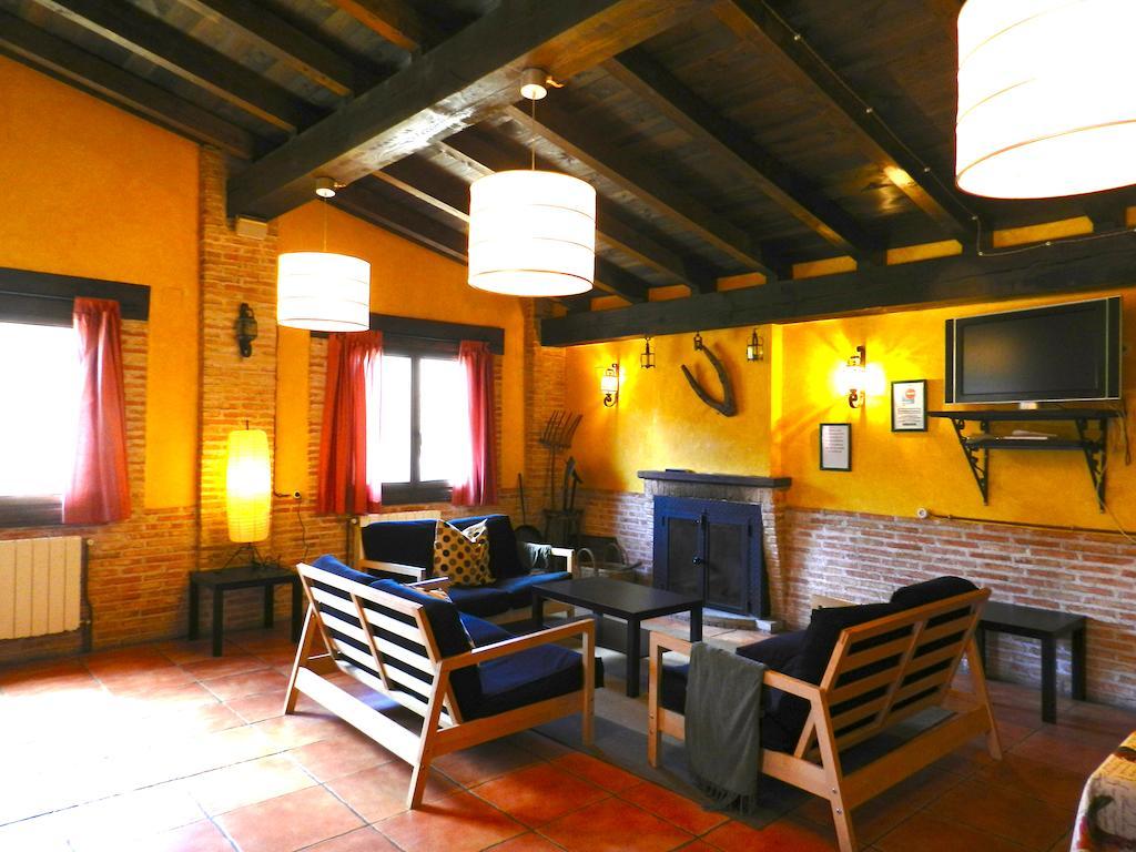 Hostel El Lago, Caceres Jaraiz de la Vera Esterno foto