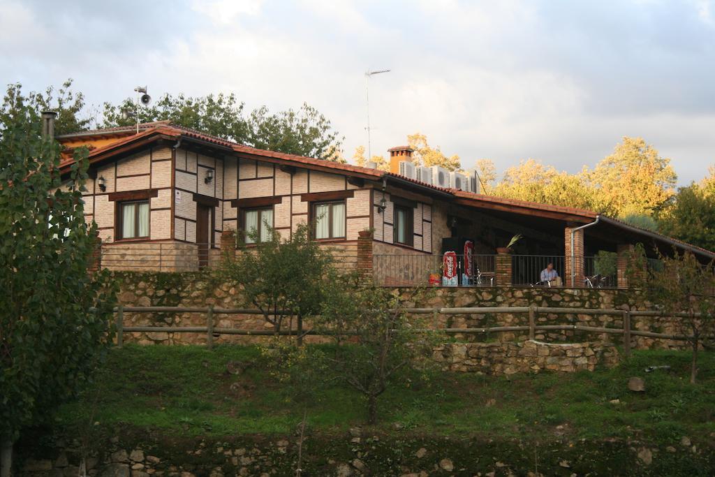 Hostel El Lago, Caceres Jaraiz de la Vera Esterno foto